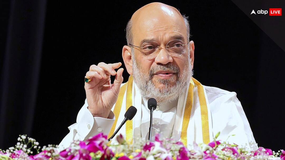 Lok Sabha Elections 2024: 'अगर आरक्षण खत्म करना चाहते तो...', राहुल गांधी के संविधान बदलने के बयान पर क्या बोले अमित शाह? Amit Shah On Rahul Gandhi constitution claim says misleading no one can end reservation of SC ST till BJP in power Lok Sabha Elections 2024: 'अगर आरक्षण खत्म करना चाहते तो...', राहुल गांधी के संविधान बदलने के बयान पर क्या बोले अमित शाह?