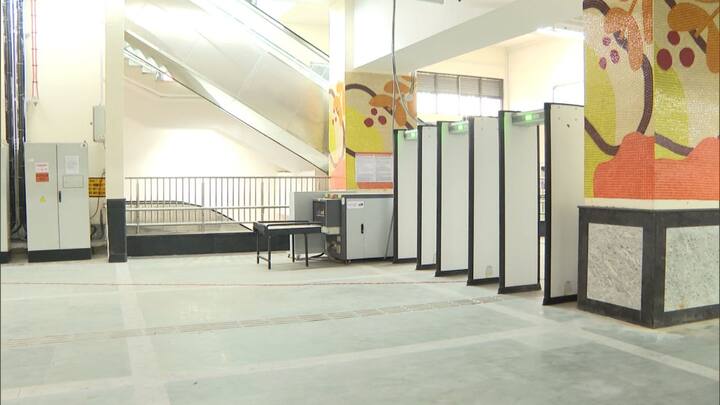 নিউ গড়িয়া থেকে রুবি পর্যন্ত পরিষেবা চালুর পর এখন বেলেঘাটা পর্যন্ত মেট্রো চালুর অপেক্ষায় কলকাতাবাসী।