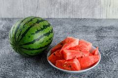 Watermelon Seeds: क्या आप भी तरबूज खाते वक्त हटा देते हैं इसके बीज? तो जान लें इससे होने वाले फायदे के बारे में