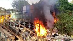 தீ பிடித்து எரிந்த வாகனங்கள்; நிலக்கோட்டை காவல் நிலையத்தில் பரபரப்பு
