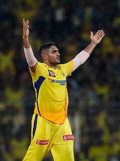 CSK vs SRH: तुषार देशपांडे के सामने हैदराबाद ने टेके घुटने, हेड से अभिषेक शर्मा तक, सबको किया बेबस