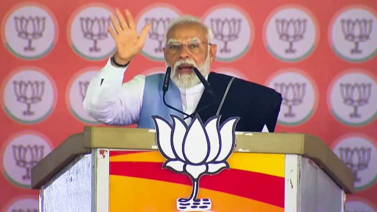 Lok Sabha Election 2024 PM Modi Speaks In Karnataka Dig At Congress Government In State 'Congress Aayi, Tabaahi Laayi': PM Modi Says Karnataka Govt Will Soon Be 'Unable To Pay Employees'
