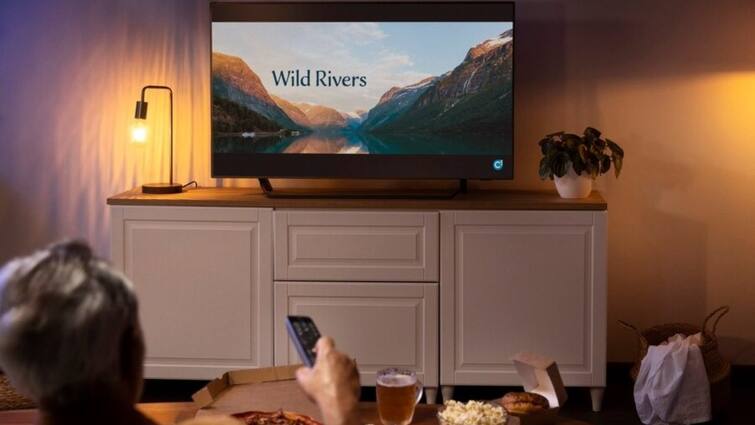 Top 5 and Best Smart TV under 10000 including Motorola Realme and Infinix Best Smart TV Under Rs 10,000: दस हजार से भी कम में मिल जाएंगे ये 5 बेस्ट Smart TV, दिनभर देखने का करेगा मन