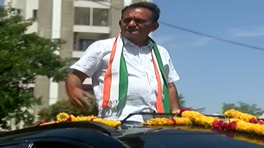 Rajkot: Paresh Dhanani, the Congress candidate from Rajkot seat, termed the BJP leaders as fake heirs of Sardar. Rajkot: પરેશ ધાનાણીએ ભાજપના નેતાઓને ગણાવ્યા સરદારના નકલી વારસદાર, ભાજપનો વળતો પ્રહાર