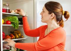 Food Tips: જો તમે પણ આ ખાવાની વસ્તુઓ ફ્રીજમાં રાખો છો તો ચેતી જજો, કેન્સર સુધીની થઈ શકે છે બિમારી