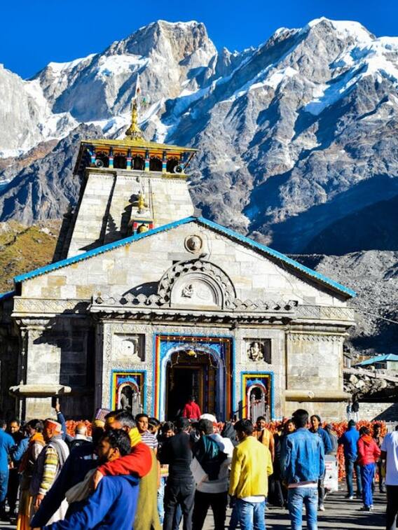 हेलिकॉप्टर से चार धार यात्रा जाने में कितना खर्चा होता है?