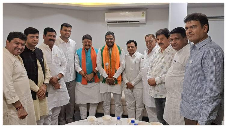 Major Blow To Congress As Indore Lok Sabha Candidate Akshay Bam Withdraws Nomination Major Blow To Congress As Indore Lok Sabha Candidate Akshay Bam Joins BJP