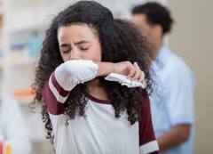 Home Remedies for Cough : ઉધરસથી પરેશાન હોય તો આ ઘરગથ્થુ ઉપાય કરો, તાત્કાલિક મળશે રાહત