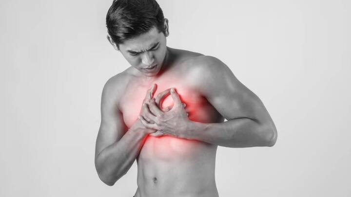 हार्ट मरीजों को सांस लेने में तकलीफ के साथ-साथ ब्रीदिंग समस्या भी हो सकती है. इसलिए उन्हें हेवी एक्सरसाइज यानि तेज दौड़ने से परहेज करना चाहिए.