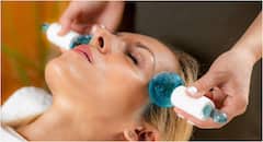 पफी आईज और एक्ने के लिए फायदेमंद है आइस फेशियल?