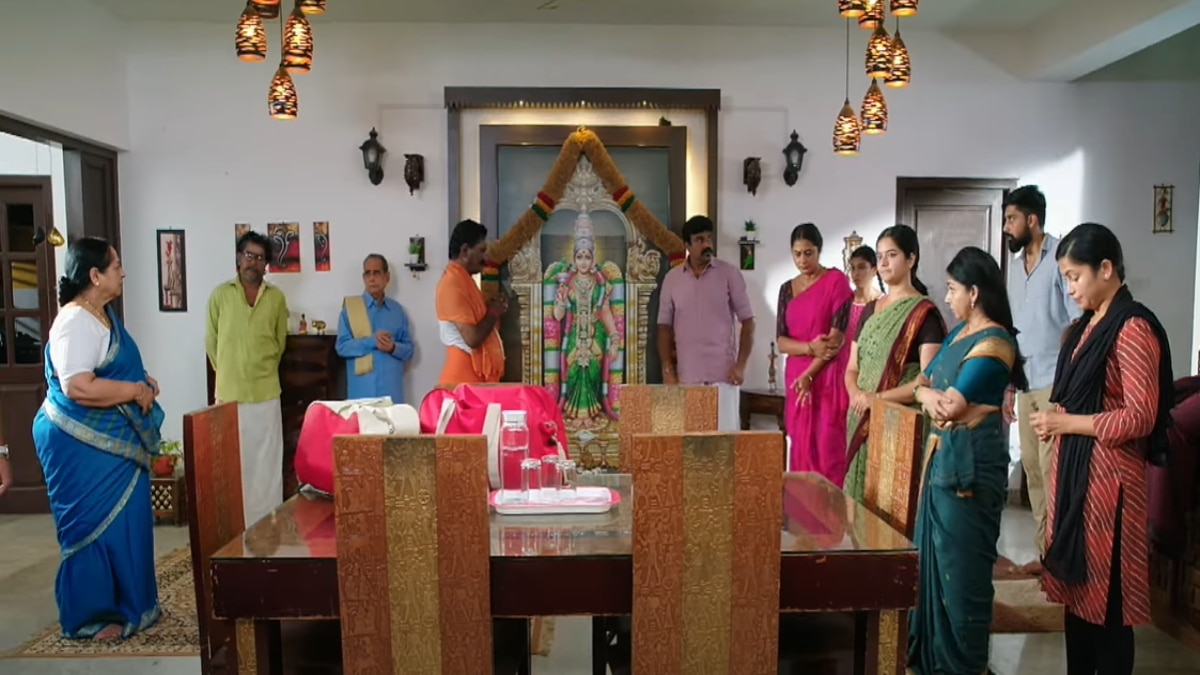 Ethirneechal serial: சாமியாராக மாறிய குணசேகரன்.. வீட்டை விட்டு வெளியேறும் குடும்பம்... எதிர்நீச்சலில் இன்று!