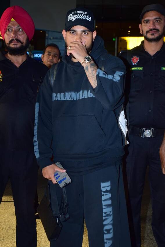 ਗਾਇਕ ਕਰਨ ਔਜਲਾ ਦੇ ਸਵੈਗ 'ਤੇ ਟਿੱਕੀਆਂ ਫੈਨਜ਼ ਦੀਆਂ ਨਜ਼ਰਾਂ