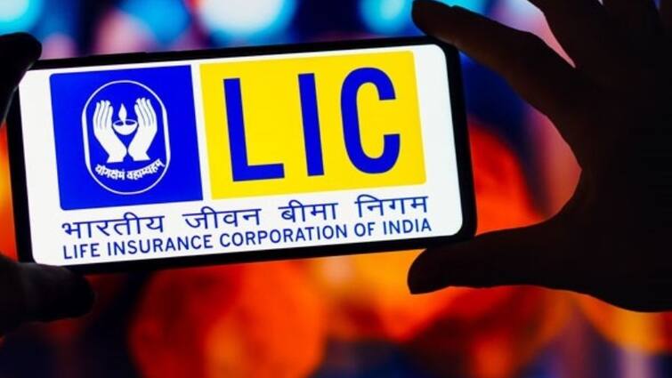 LIC's scheme Get 25 lakh rupees by depositing only 45 rupees abpp LIC ਦੀ ਨੋਟ ਛਾਪਣ ਵਾਲੀ ਸਕੀਮ! ਸਿਰਫ 45 ਰੁਪਏ ਜਮ੍ਹਾ ਕਰਵਾ ਕੇ ਪਾਓ 25 ਲੱਖ ਰੁਪਏ
