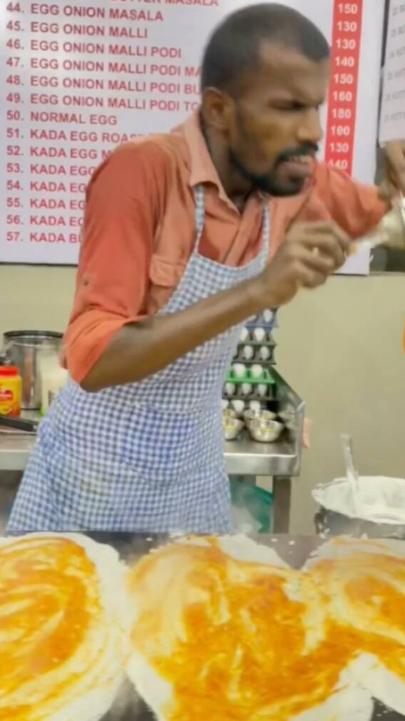 मार्केट में आ गया है डांसिंग डोसे वाला, देखिए वीडियो