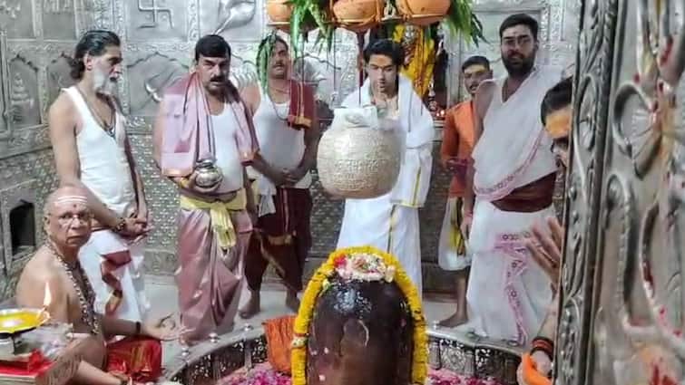 Dhirendra Krishna Shastri visit ujjain mahakal temple Bageshwar Dham Sarkar statement on sanatan ANN Dhirendra Shastri: धीरेंद्र शास्त्री ने की भगवान महाकाल की पूजा, मंदिर की प्राचीन परंपराओं को लेकर कही बड़ी बात