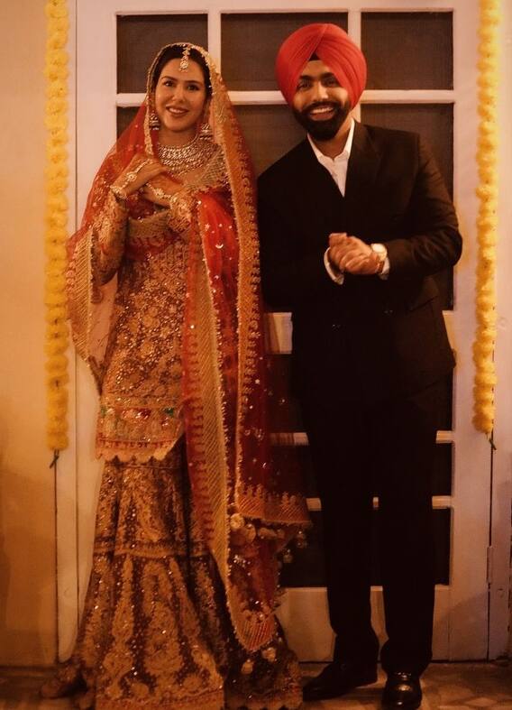 ਸੋਨਮ ਬਾਜਵਾ-ਐਮੀ ਵਿਰਕ ਨੂੰ ਇਕੱਠੇ ਵੇਖ ਫੈਨਜ਼ ਨੇ ਕੀਤੇ ਅਜਿਹੇ ਕਮੈਟ