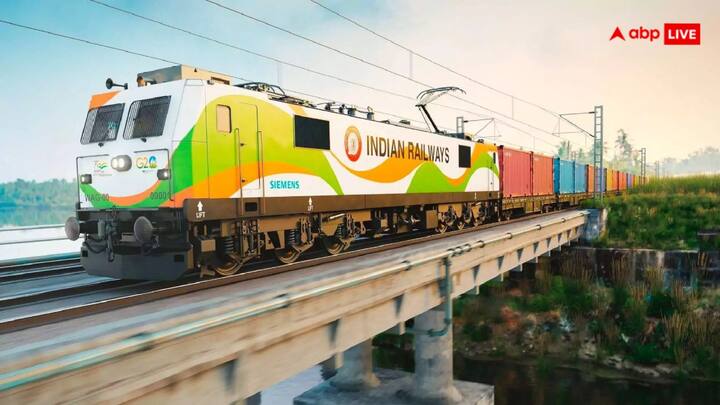 इस बीमा का विकल्प चुनने पर यात्रियों को ट्रेन यात्रा के दौरान कीमती सामान और सामान के किसी भी नुकसान के लिए मुआवजा मिलता है. इसके अलावा दुर्घटना होने पर इलाज का खर्च और मृत्यु होने पर बीमाधारक के नॉमिनी को मुआवजा दिया जाता है.