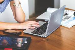 ગરમીમાં ઓવરહીટ થઇ રહ્યું છે તમારુ લેપટોપ? આ સ્ટેપને કરો ફોલો