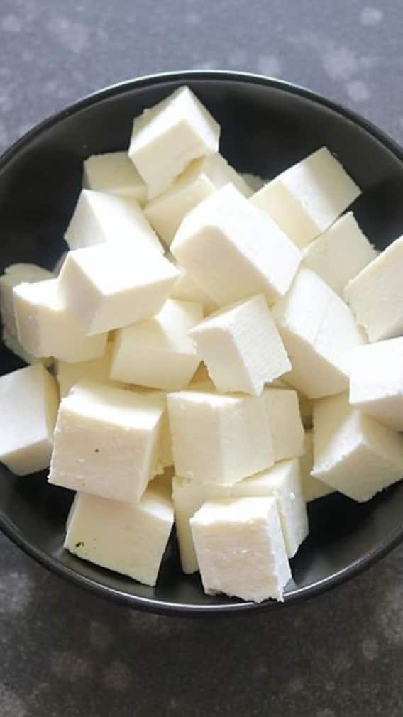 নিরমিষের দিনে পনির ছাড়া চলে না ? কোন রোগীদের সমস্যা হতে পারে