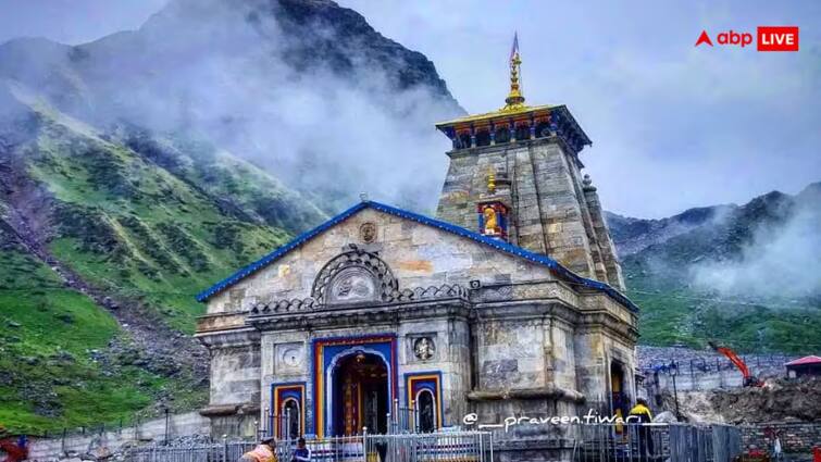 Chardham Yatra 2025 people going to Badrinath and Kedarnath will not need to pay fees for vip darshan ANN Chardham Yatra 2025: बदरीनाथ और केदारनाथ जाने वालों के लिए बड़ी खबर, अब इस काम के लिए नहीं देनी होगी फीस