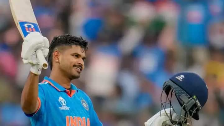 वहीं, इसके अलावा श्रेयस अय्यर टी20 वर्ल्ड कप टीम में जगह नहीं बना सके. हालांकि, इस सीजन आईपीएल में श्रेयस अय्यर का प्रदर्शन अच्छा रहा है. साथ ही इस बल्लेबाज का टी20 करियर शानदार रहा है, लेकिन टी20 वर्ल्ड कप टीम में जगह नहीं बना सके. (फोटो क्रेडिट- सोशल मीडिया)