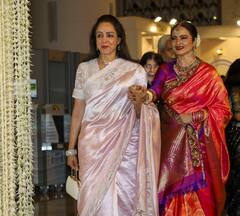 तीन महीने में टूटी थी शादी, पति की मौत के बाद भी सोलह श्रृंगार करती हैं ये दिग्गज एक्ट्रेस, जानें वजह