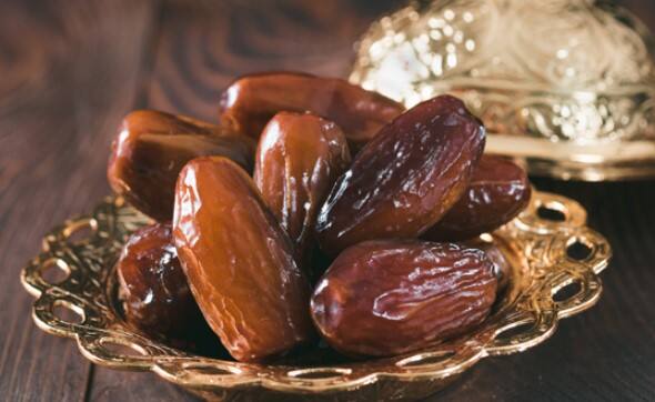 Dates benefits to reduce high cholesterol   હાઈ કોલેસ્ટ્રોલમાં આ રીતે કરો ખજૂરનું સેવન, મળશે જબરદસ્ત ફાયદા 