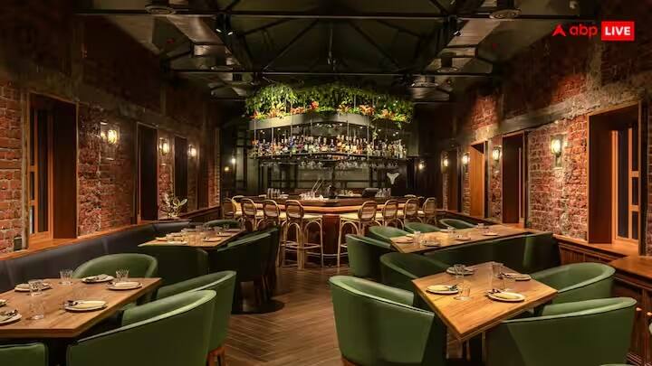 ખાદ્યપદાર્થો બગડ્યા પછી લેબ ટેસ્ટમાં તમે જે પણ ખર્ચ કરો છો તે હોટેલ અથવા રેસ્ટોરન્ટે તમને વળતર આપવાનું રહેશે. આ સિવાય તમે ફૂડ સેફ્ટી ઓથોરિટી ઓફ ઈન્ડિયાની વેબસાઈટ પર જઈને પણ ઓનલાઈન ફરિયાદ કરી શકો છો.