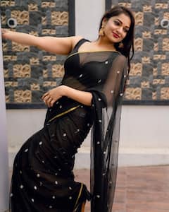 Bigg Boss Ashwini Latest Photos : బ్లాక్ శారీలో బిగ్​బాస్​ అశ్విని.. హాట్​గా ఉందా? క్యూట్​గా ఉందా?