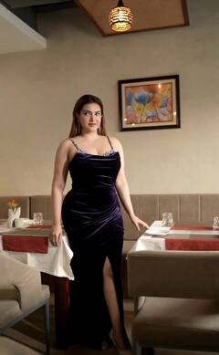 Honey Rose Photo: પર્પલ ગાઉનમાં હની રોઝનો ગ્લેમરસ અંદાજ, તસવીરો થઈ વાયરલ