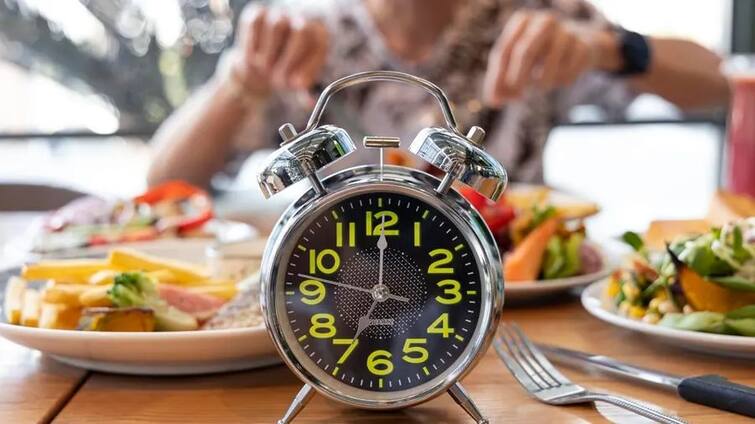 What are the benefits of intermittent fasting  with loss Intermittent Fasting:ઇન્ટરમિટેંટ ફાસ્ટિંગ કરવાની યોગ્ય અને હેલ્ધી રીત કઇ છે,જેનાથી નુકસાન વિના ધટે છે વજન