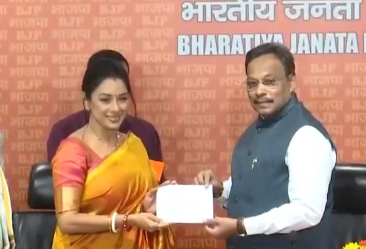 Rupali Ganguly will now make her mark in politics after acting, 'Anupama' joins BJP રુપાલી ગાંગુલી હવે અભિનય બાદ રાજકારણમાં પોતાની ઓળખ બનાવશે, 'અનુપમા' ભાજપમાં જોડાઈ