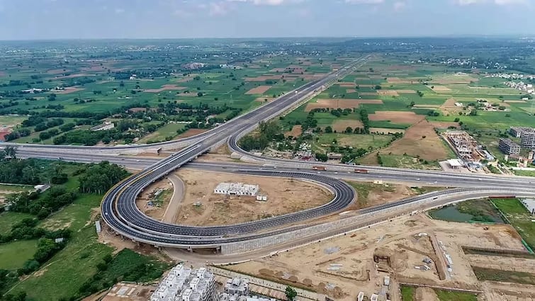 NHAI new plan for National Highways amenities in India will set up 1000 facilities Highways in India: अगले 5 साल में बदल जाएगा राजमार्गों का रंग-रूप, एनएचएआई ने बनाई ये योजना