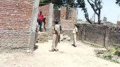 सुपौल में निर्माणाधीन घर में घुसते ही पुलिस के उड़े होश, गांव वाले भी रह गए सन्न, क्या है मामला?