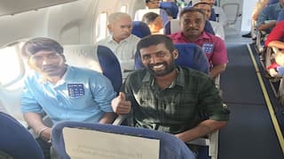 மே தினத்தில் மகிழ்ச்சி: தொழிலாளர்களை விமானத்தில் சுற்றுலா அழைத்துச் சென்ற  நிறுவனம்