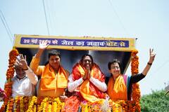 'दिल्ली में बीजेपी को 6 सांसद बदलने पड़े क्योंकि...' आप प्रत्याशी की नामांकन रैली में बीजेपी पर आतिशी का हमला