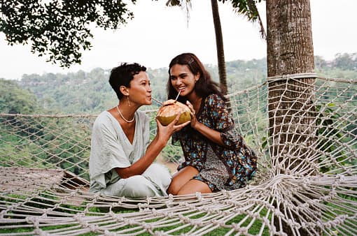 7. Improves skin health -  Consuming coconut water has a moisturizing effect on the skin as it helps in preventing damage from free radicals, and reduces signs of ageing. (Image Source: Getty)