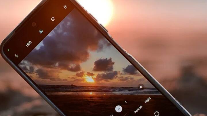 ঘামের মধ্যে মূলত নুন অর্থাৎ সোডিয়াম থাকে। এর জলীয় দ্রবণ হল ঘাম।(ছবি ঋণ - পিক্স্যাবে)