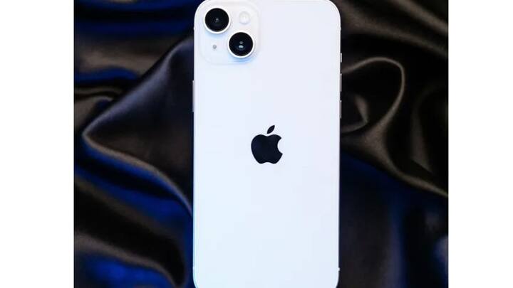 iPhone 14 ਨੂੰ Amazon 'ਤੇ 58,999 ਰੁਪਏ 'ਚ ਉਪਲੱਬਧ ਕਰਵਾਇਆ ਜਾ ਰਿਹਾ ਹੈ। ਹਾਲਾਂਕਿ, ਜੇਕਰ ਤੁਹਾਡੇ ਕੋਲ ICICI ਬੈਂਕ ਕ੍ਰੈਡਿਟ ਕਾਰਡ ਜਾਂ SBI ਕ੍ਰੈਡਿਟ ਕਾਰਡ ਹੈ, ਤਾਂ ਤੁਸੀਂ ਘੱਟੋ-ਘੱਟ 3000 ਰੁਪਏ ਦੀ ਛੋਟ 'ਤੇ ਫ਼ੋਨ ਖਰੀਦ ਸਕਦੇ ਹੋ। ਇਸ ਤੋਂ ਇਲਾਵਾ ਜੇਕਰ ਤੁਸੀਂ ਆਪਣੇ ਪੁਰਾਣੇ ਫੋਨ ਨੂੰ ਐਕਸਚੇਂਜ ਕਰਦੇ ਹੋ ਤਾਂ ਤੁਹਾਨੂੰ ਨਵੇਂ ਆਈਫੋਨ 14 'ਤੇ 27,000 ਰੁਪਏ ਤੱਕ ਦਾ ਡਿਸਕਾਊਂਟ ਮਿਲ ਸਕਦਾ ਹੈ।