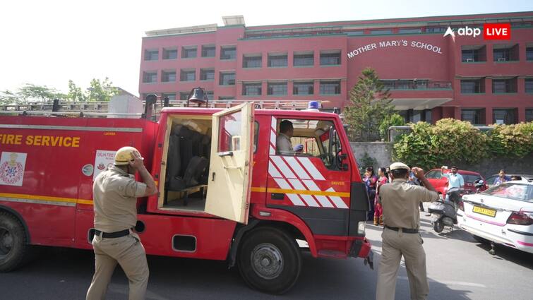 Delhi Schools Bomb Threat advisory issued by AAP government बम की धमकी के बाद  स्कूलों के लिए दिल्ली सरकार की एडवाइजरी, दिए ये अहम निर्देश