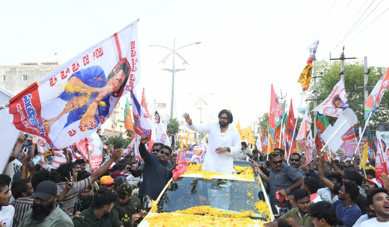 Pawan Kalyan: జగన్ ఒక్క ఛాన్స్ అయిపోయింది, ఇంటికి పంపడమే మిగిలింది: పవన్ కళ్యాణ్