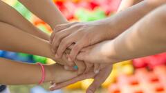 Zodiac Signs: সম্পর্কে একনিষ্ঠ এঁরা, কারও বিশ্বাস ভাঙা ধাতে সয় না এই রাশির জাতকদের