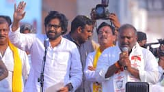 In Pics: సగటు కూలీలా పని చేస్తా, పెద్దన్న పాత్రను తీసుకుంటా: పవన్ - ఫోటోలు