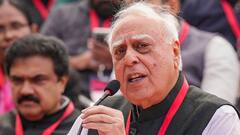 '11 दिन बाद वोटिंग का डेटा क्यों आया', कपिल सिब्बल का चुनाव आयोग से सवाल