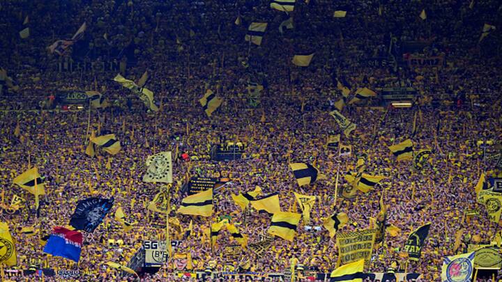1. The 'Yellow Wall' was ever-present in Dortmund's crucial fixture and sang the iconic 'You'll Never Walk Alone' and ended up giving one of the best atmospheres at a stadium in recent memory.