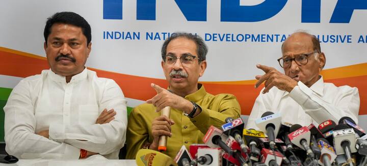 शरद पवार ने कहा कि उन्हें चंद्रहार पाटिल की उम्मीदवारी की घोषणा के बारे में टेलीविजन से पता चला. यह पूछे जाने पर कि क्या स्थिति को सुधारा जा सकता है? शरद पवार ने कहा, अब जब निर्णय ले लिया गया है, तो स्थिति का सामना करें. लोगों को फैसला करने दीजिए.(फाइल फोटो)