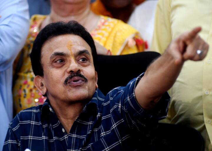 संजय निरुपम शुक्रवार (3 मई) दोपहर तीन-चार बजे सीएम एकनाश शिंदे की शिवसेना में शामिल होंगे. इस दौरान सीएम शिंदे भी मौजूद रहेंगे.