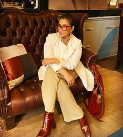 डेब्यू रहा हिट, करियर में दीं 50 फ्लॉप फिल्में... अब भंसाली की सीरीज से 90's की इस अदाकारा ने किया शानदार कमबैक