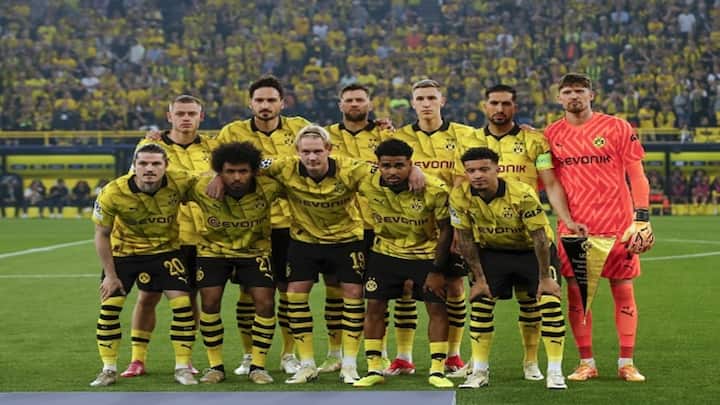Here are the top moments from Borussia Dortmund's memorable victory over PSG in UEFA Champions League 2023/24 semi final's first leg. Read below.