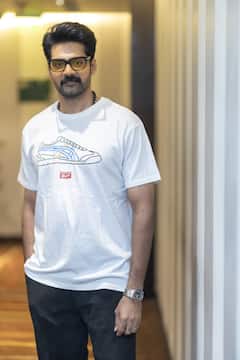 Naveen Chandra: నవీన్ చంద్ర నటనకు దక్కిన గౌరవం... నెక్స్ట్ 'గేమ్ ఛేంజర్'తో పాన్ ఇండియా లెవల్‌కు